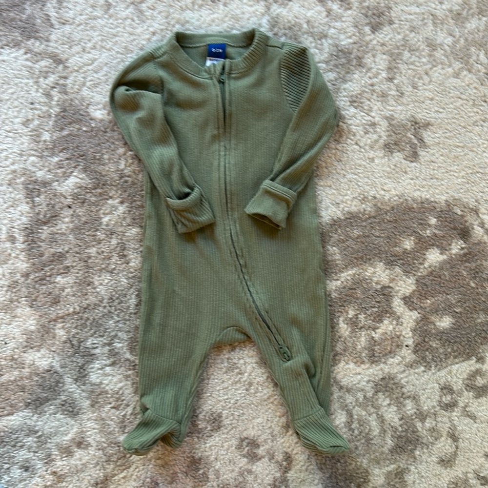 Olive pajama
